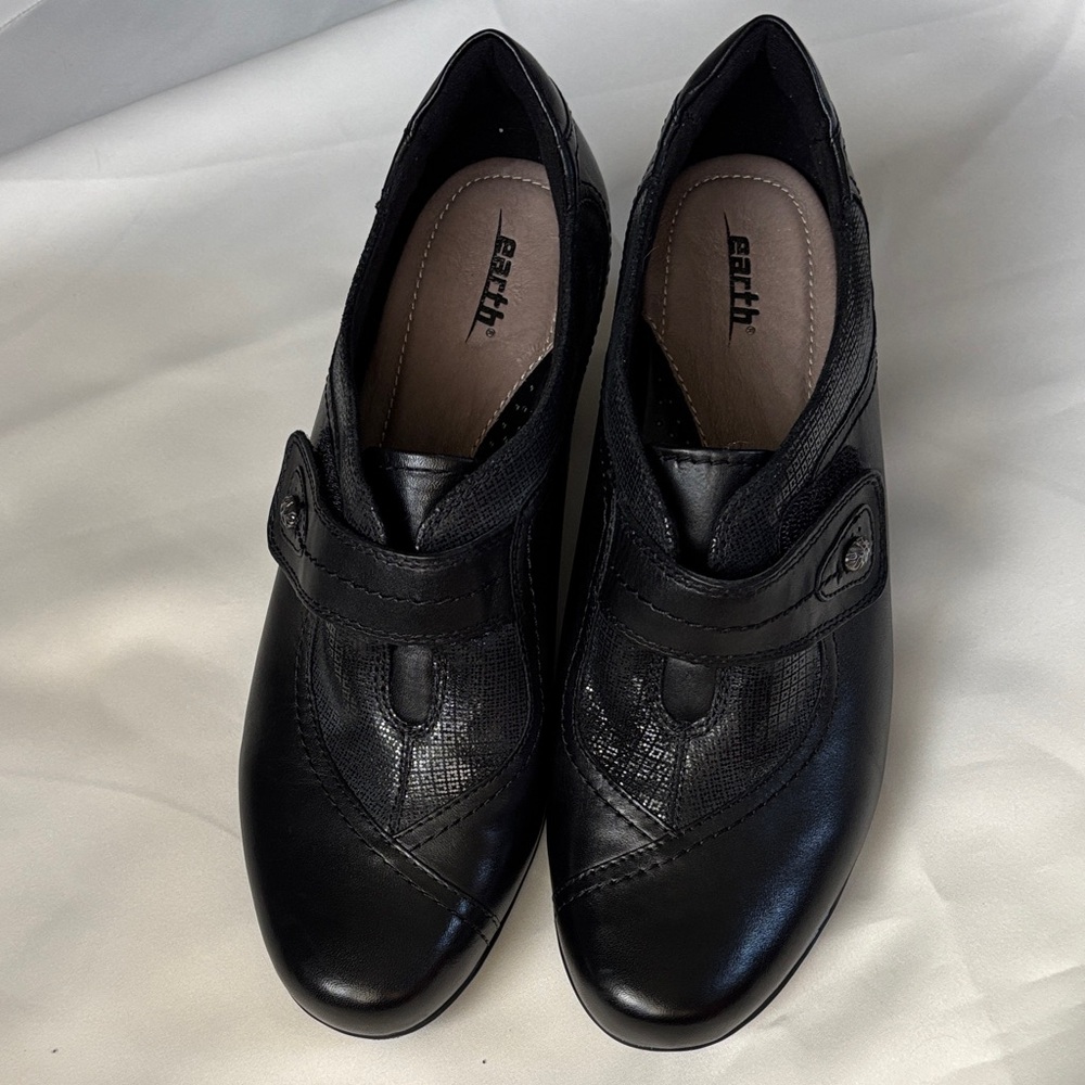 Earth Women's Black Leather Loafers 11B - Picture 1 of 16